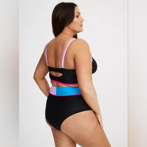 Torrid Deep Black Colorblock Bikini Set, Size 4X New - Picture 2 of 2